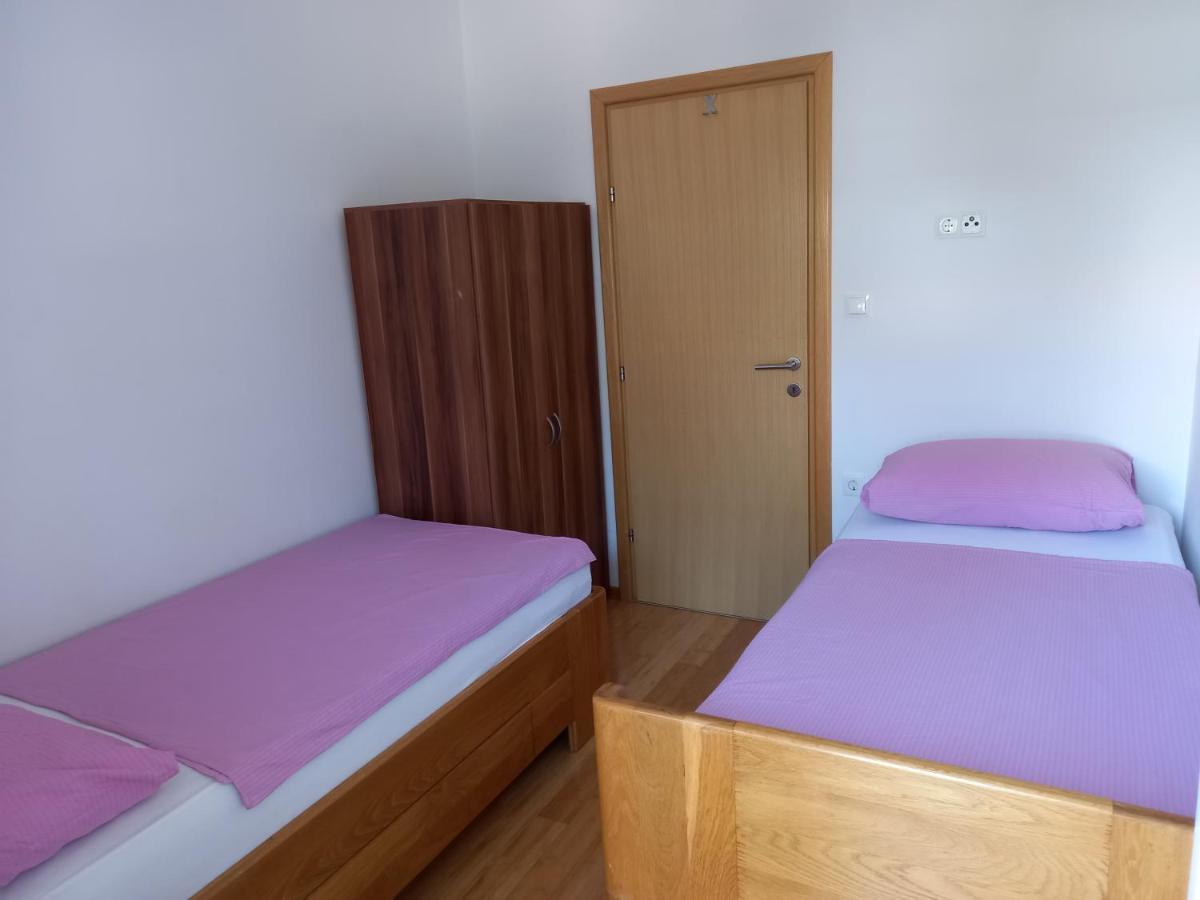 Apartments President Novalja Εξωτερικό φωτογραφία
