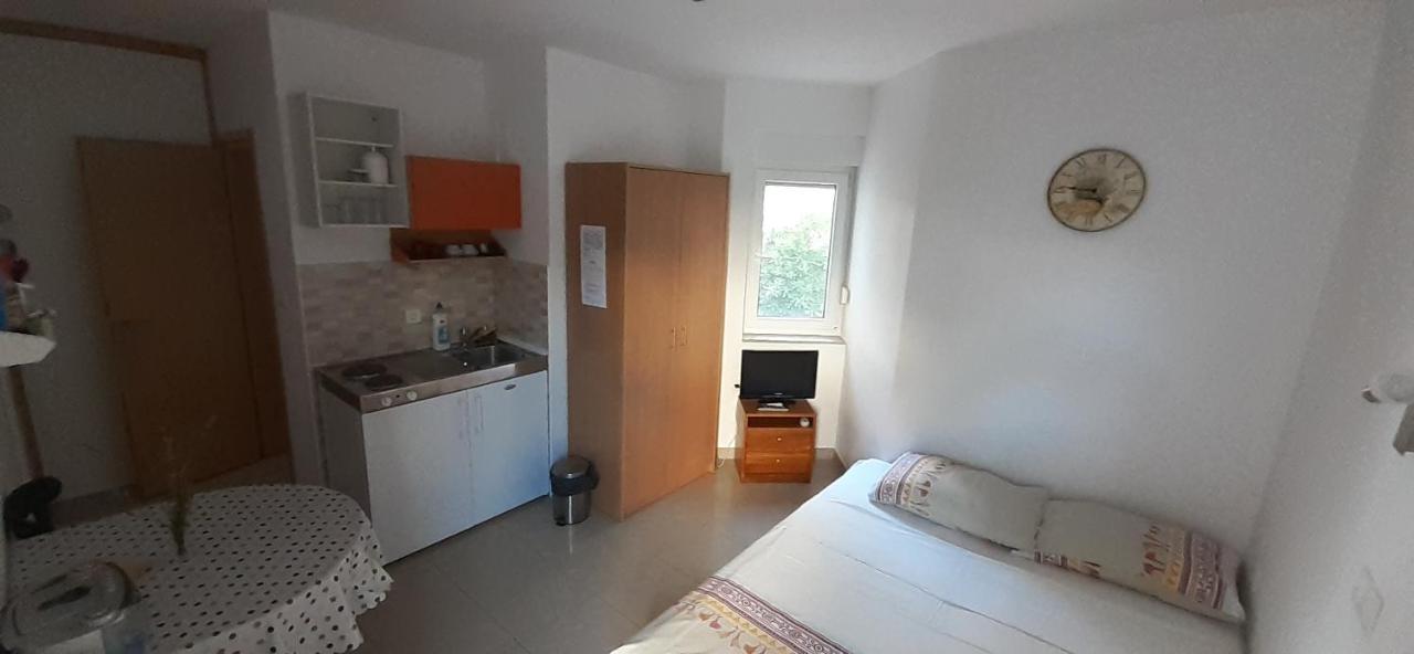 Apartments President Novalja Εξωτερικό φωτογραφία