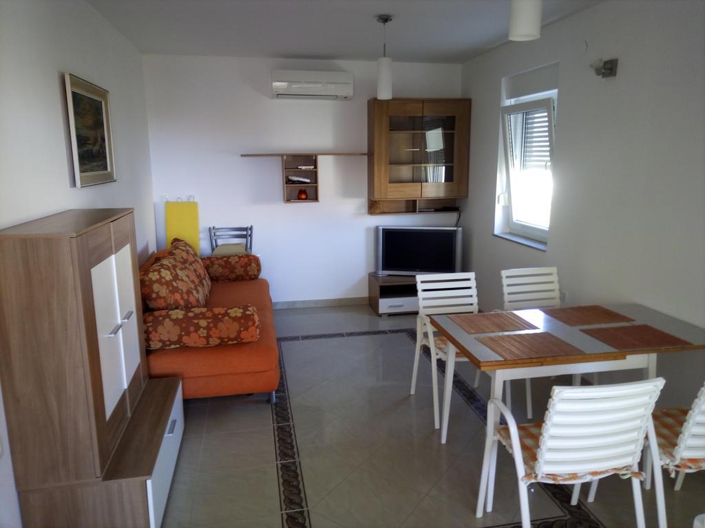 Apartments President Novalja Εξωτερικό φωτογραφία
